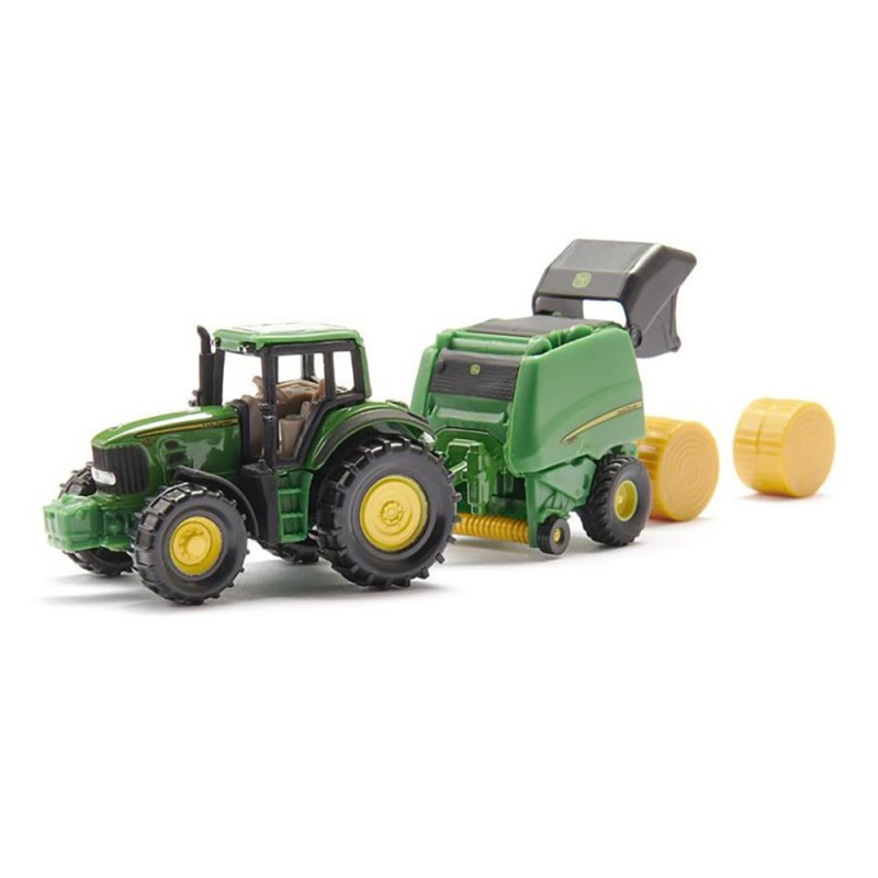 Tractor John Deere 6920 cu presă de baloți rotunzi
